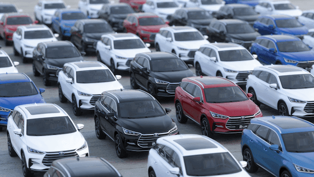 Dlaczego większość osób źle wybiera chińskie auto? I co nas skłoniło do stworzenia PorównajChinskieAuta.pl